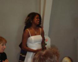 rose underholdning konfirmation